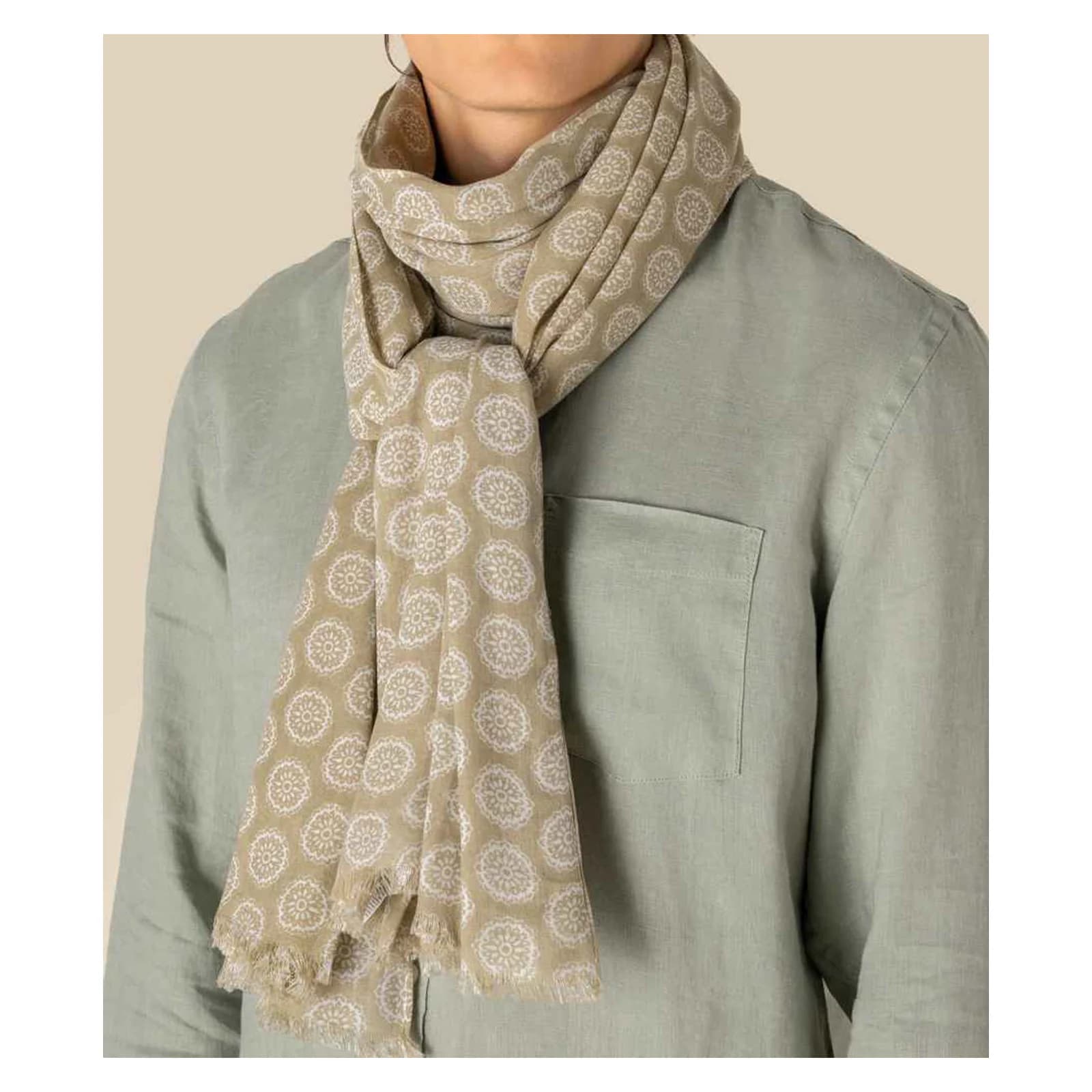 Spasso Medallion Scarf