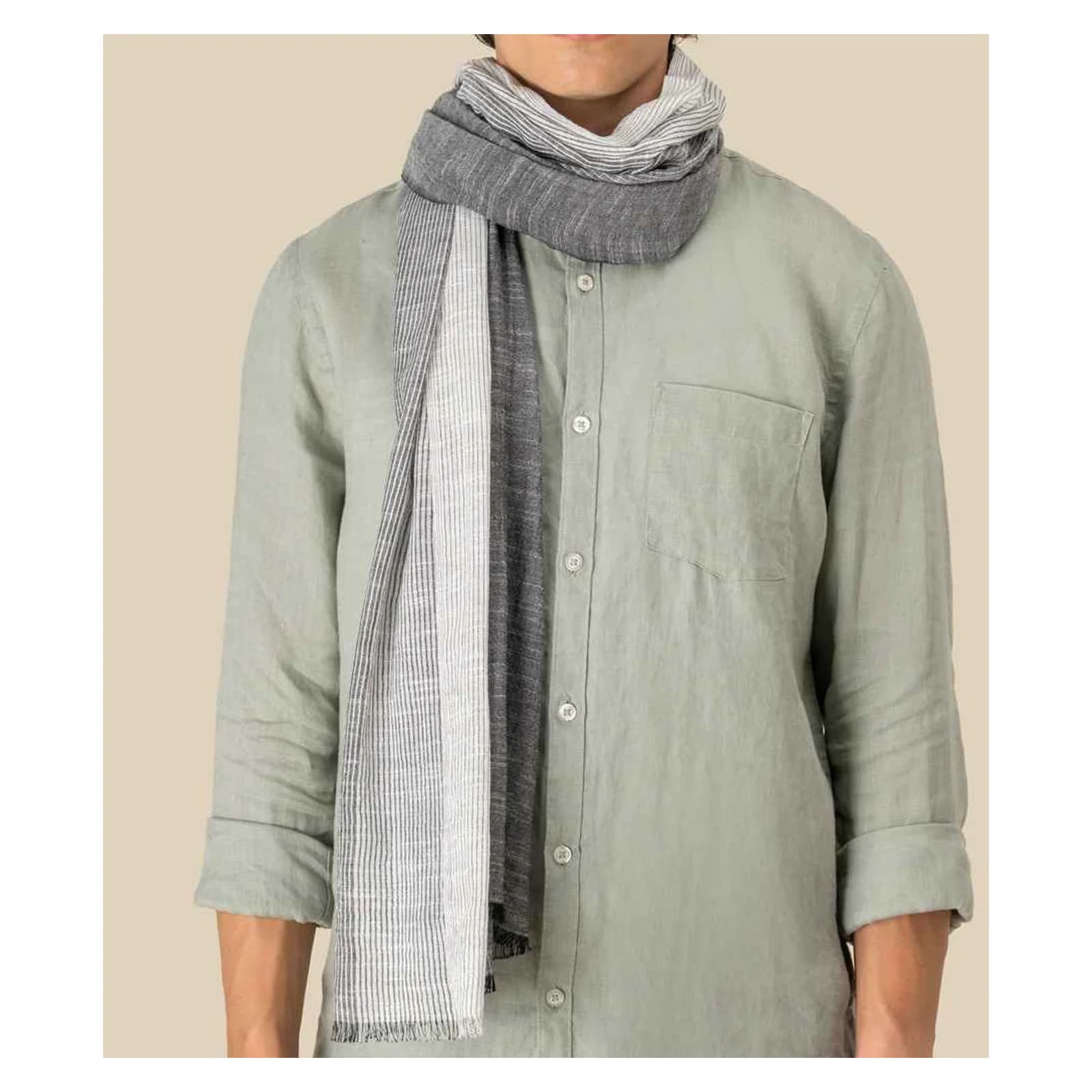 Spasso Urban Grey Striped Scarf