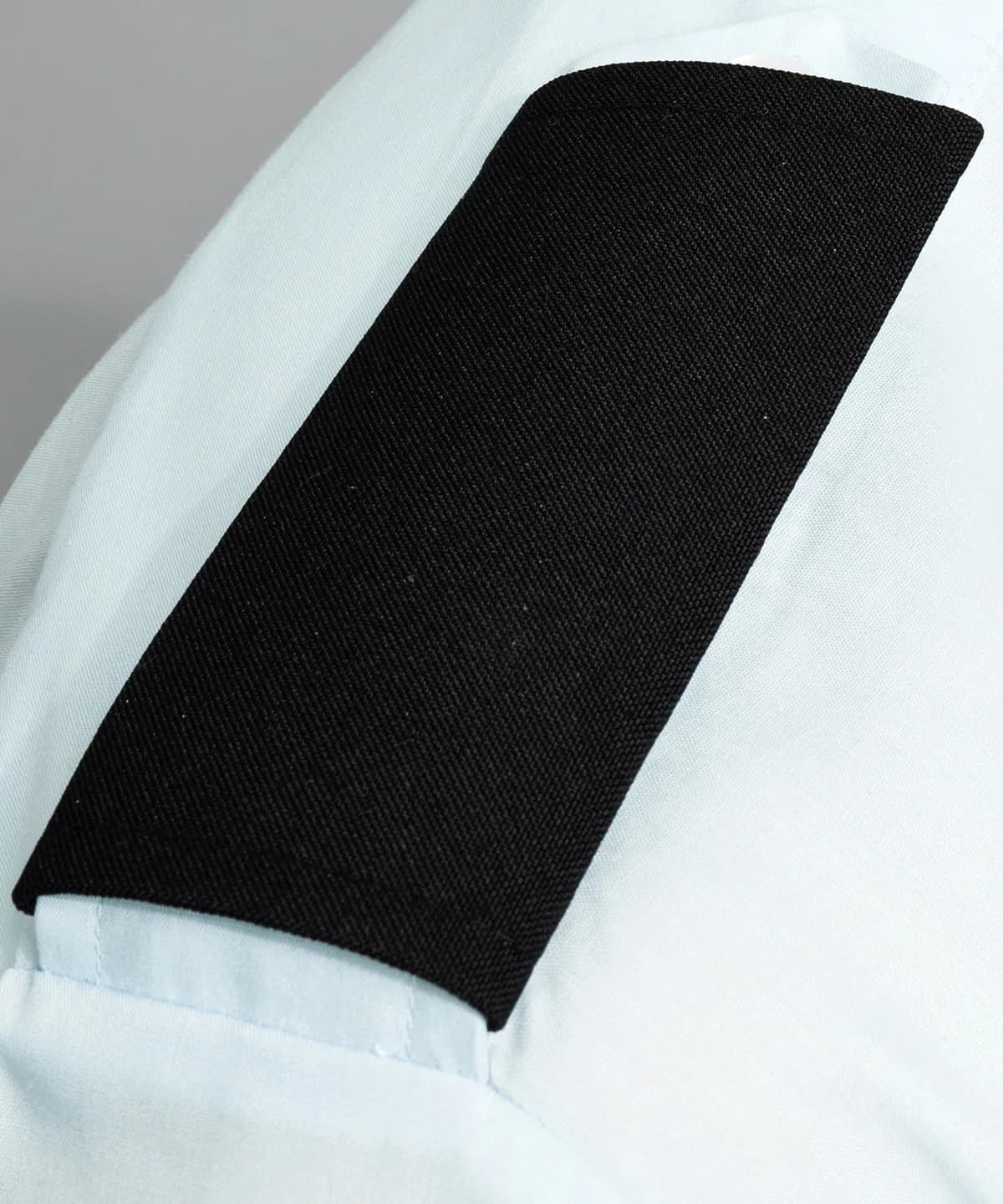 Epaulettes